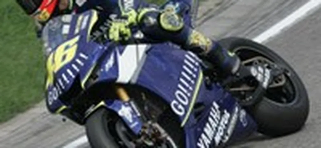 Rossi in Yamaha anche nel 2006!