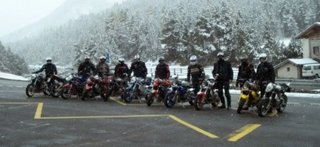Vùndes VUNIC (VUN International Club) sotto la prima neve