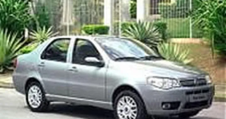 Fiat Siena Tetrafuel in Brasile: benzina, etanolo e metano in una sola auto
