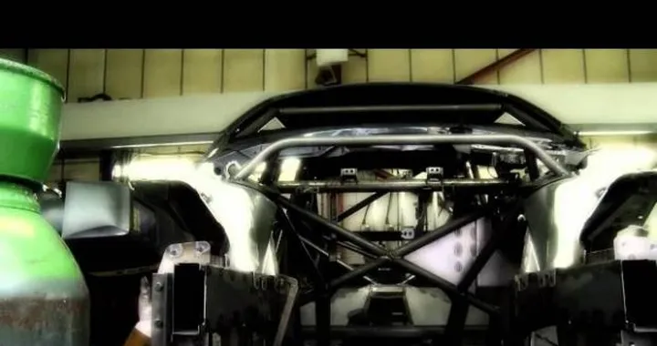Video Nissan Juke R