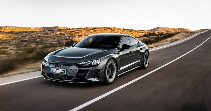 Audi e-tron GT: dimensioni, motori, prestazioni, autonomia