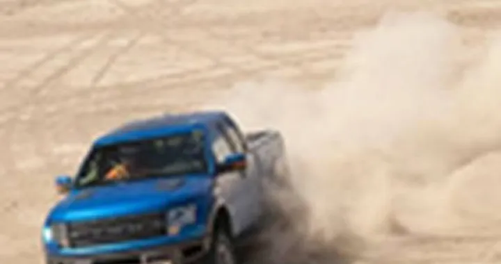 Video: Motor Trend prova la Ford F-150 SVT Raptor 6.2