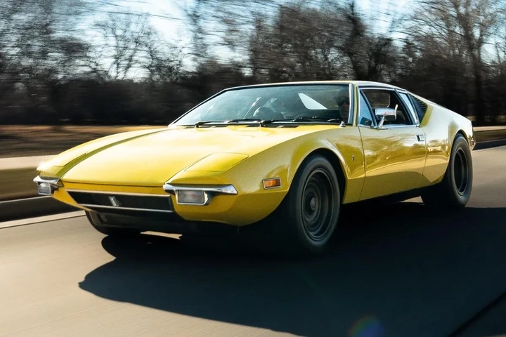 Jim Farley mette all’asta la sua De Tomaso Pantera restaurata