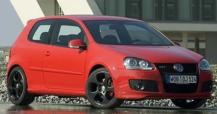 VW Golf GTI 30: 230 cv per il trentennale