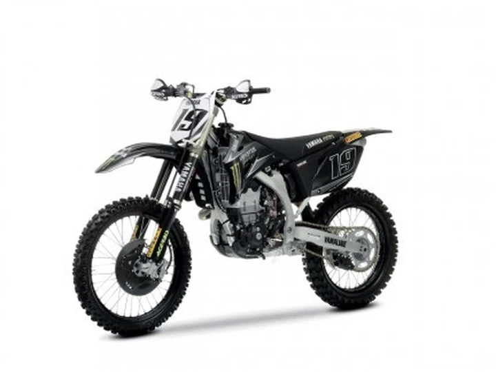 Yamaha YZ450F Motocross Team Replica
