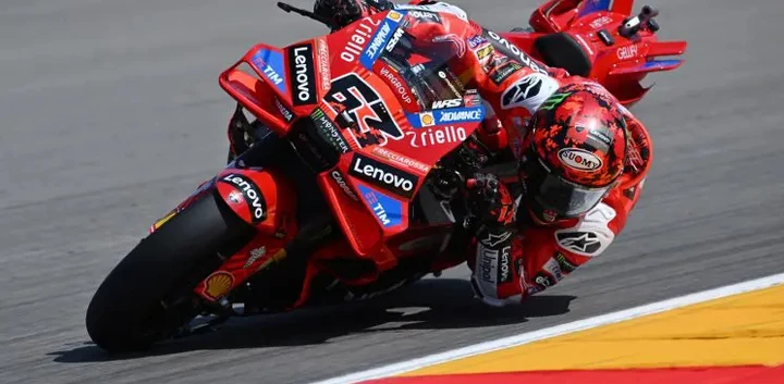 Bagnaia rivoluziona il suo stile di guida: frenata estrema e controllo assoluto
