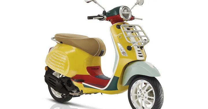 Vespa Primavera Sean Wotherspoon: nelle concessionarie a 4.990 euro