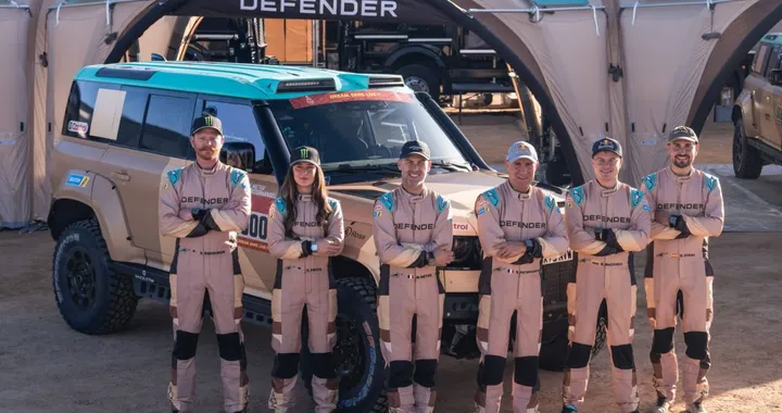 Defender Rally punta al bis dopo la storica vittoria alla Dakar 2026