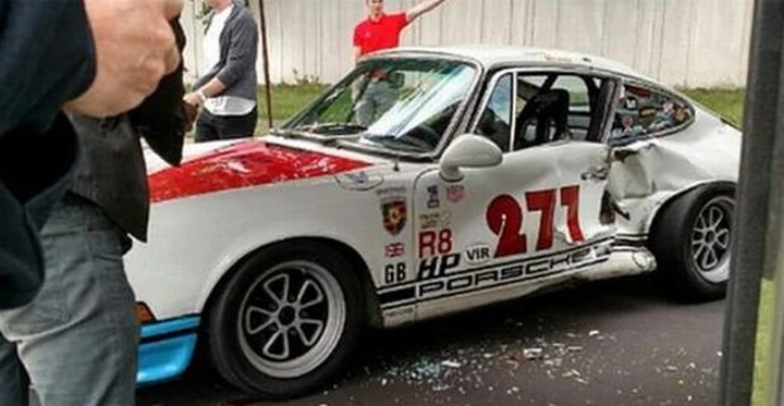 Danneggiata una Porsche 911 di Magnus Walker