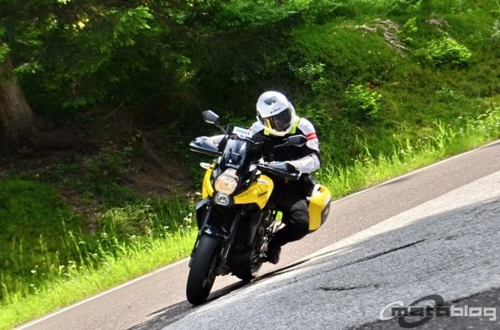 Kawasaki Versys 650 ABS: il nostro test alla 20.000 Pieghe 2014