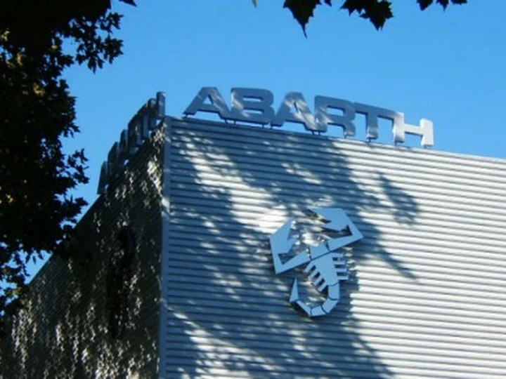 SCOOP: concessionaria Abarth a Torino !