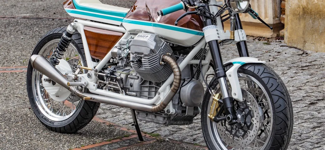 Moto Guzzi Dolce Riva: un capolavoro di eleganza e artigianato
