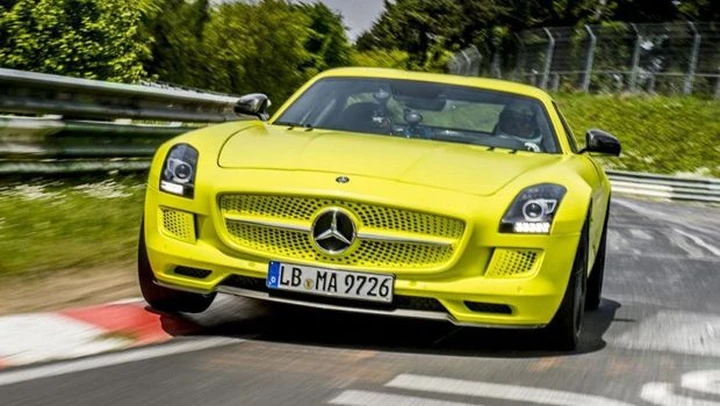 Mercedes SLS AMG Electric Drive: il record al Nurburgring in video
