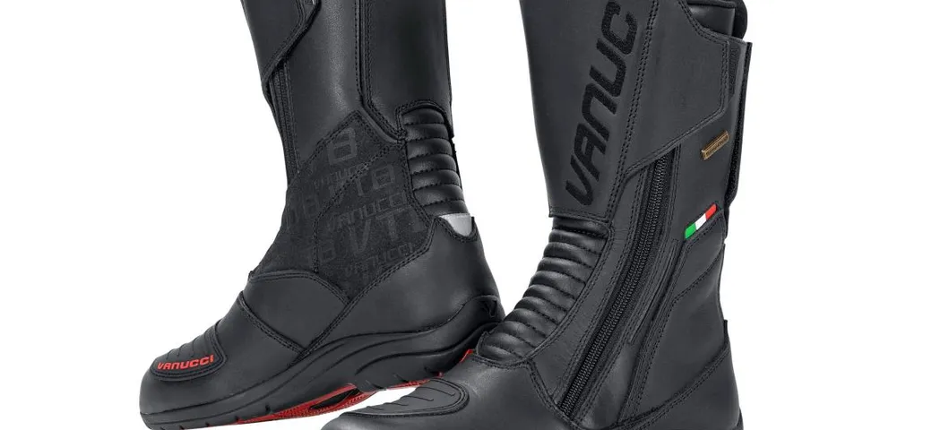 Stivali da moto Vanucci con tecnologia SympaTex