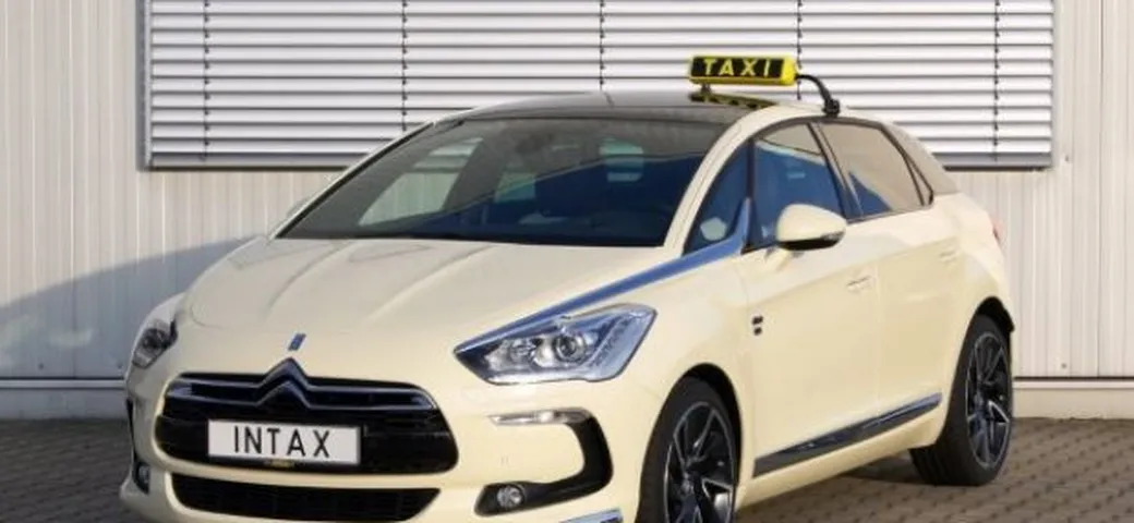 Citroën DS5 Hybrid4 Taxi