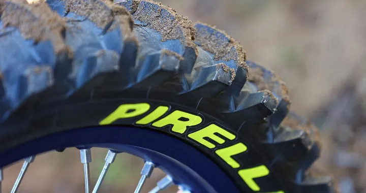 Pirelli celebra 81 titoli nel Campionato Mondiale FIM Motocross