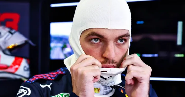 Max Verstappen è insoddisfatto e potrebbe fare un clamoroso cambio di tuta
