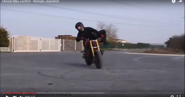 Gli incredibili funambolismi in moto di Romain Jeandrot [Video]