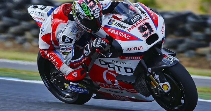 Test MotoGP Phillip Island: Petrucci 1° sotto la pioggia precede Vinales. 6° Valentino Rossi [Foto e Video]