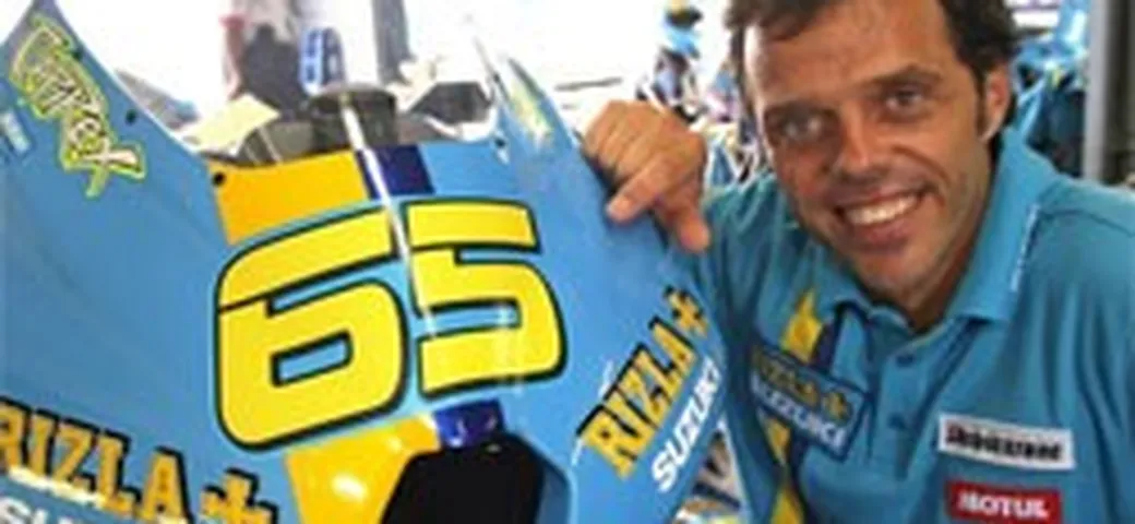 Capirossi in pista con le Battlax BT-016