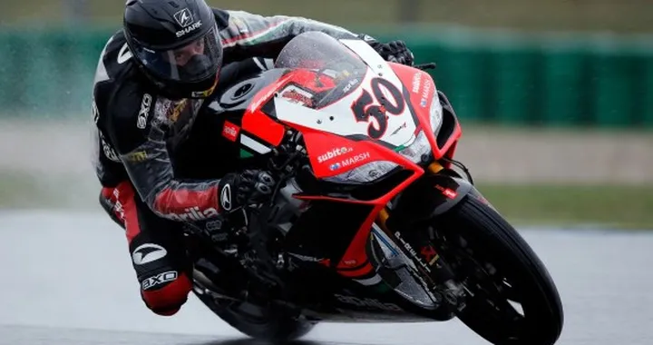 SBK Istanbul 2013: torna il sole nelle FP2, ma comanda sempre Guintoli