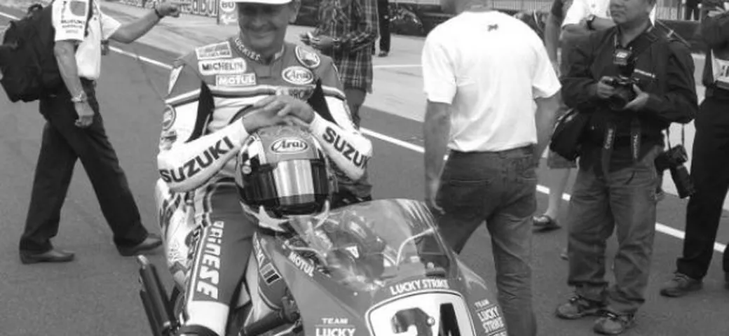 Kevin Schwantz e Randy Mamola tornano in pista con le loro moto leggendarie