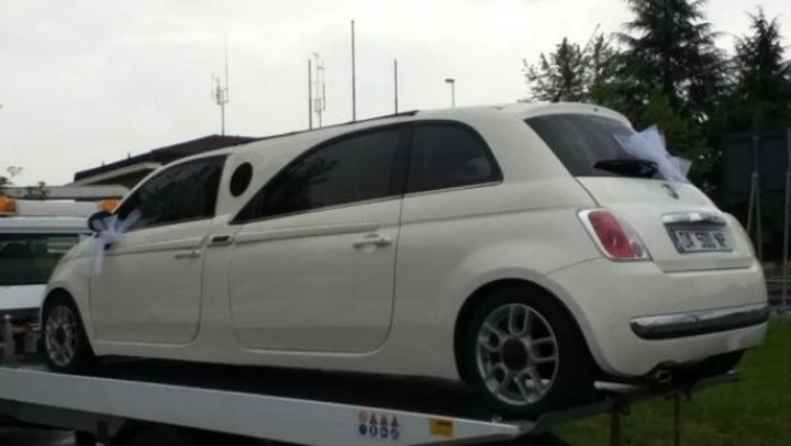 Una Fiat 500 limousine come auto da matrimonio?