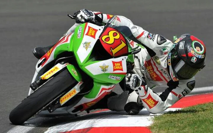 Superstock 600: Nocco trionfa nella prima gara di Silverstone