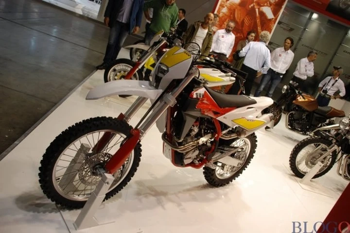 SWM RS500R e RS300R 2015