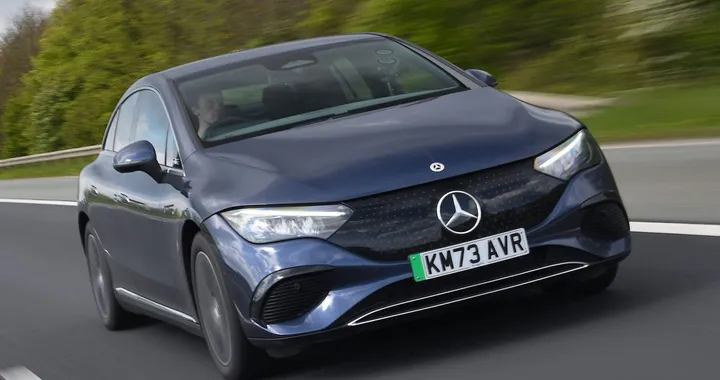 Mercedes-Benz, stop a EQE ed EQE SUV, arrivano C-Class EQ e GLC EQ