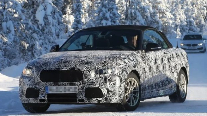 BMW Serie 2 Cabriolet: foto spia