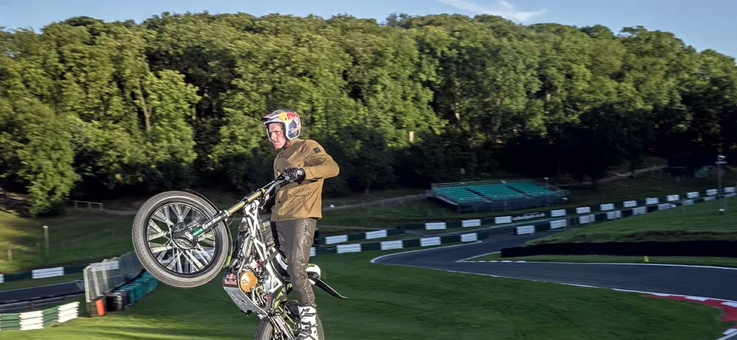 Dougie Lampkin, tutta l'Isola di Man in impennata