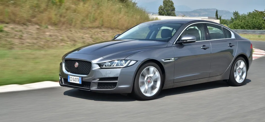 Jaguar XE 2.0d: la prova su strada