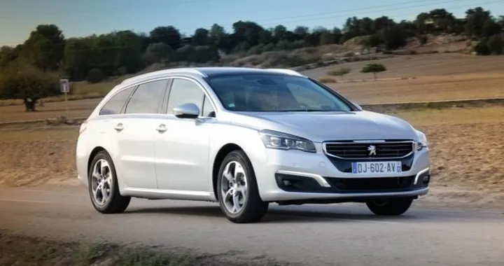 Peugeot 508 2015: primo contatto su strada