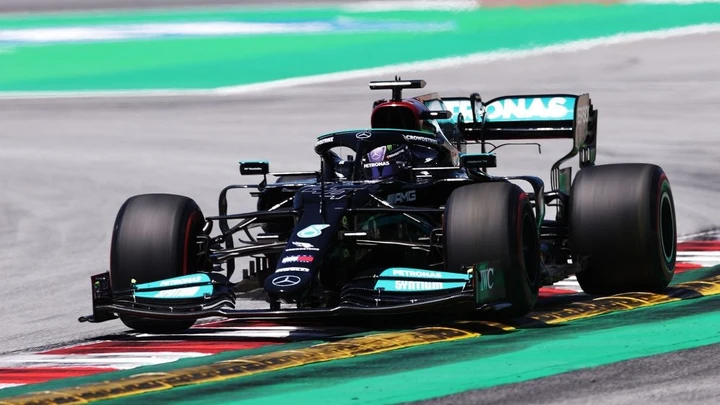 F1 GP di Spagna: arriva la pole position numero 100 per Hamilton