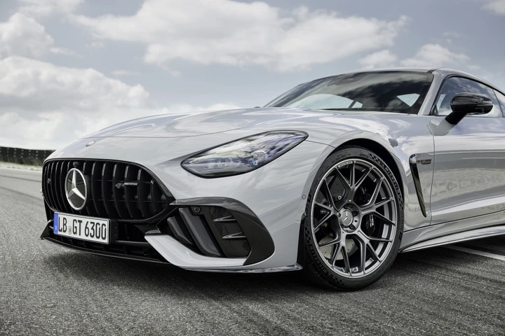 Mercedes-AMG GT Coupé4 EV