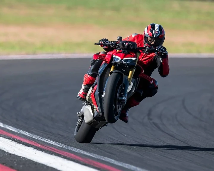 Ducati Streetfighter V4: la naked bike che ridefinisce le prestazioni