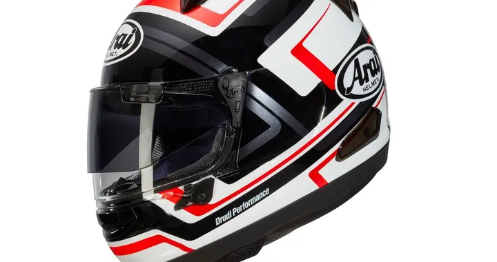 Nuovo casco Arai QV-PRO: versatilità al top per lo sport-touring