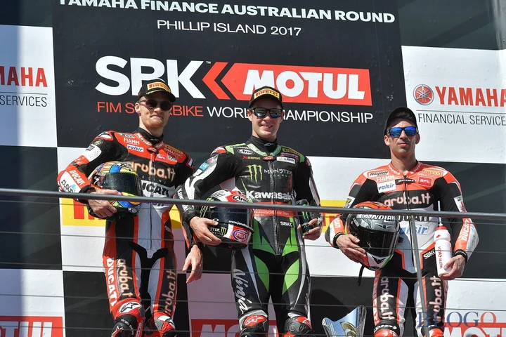 SBK Australia: Rea vince anche Gara-2 su Davies e Melandri [FOTO]