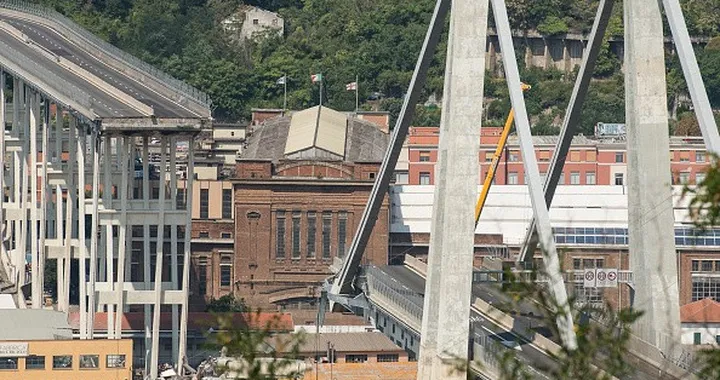 Ponte Morandi, 8 anni dopo il crollo: 43 vittime e 1,13 miliardi di opere ancora da realizzare
