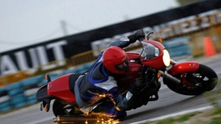 Scatto in Corsa: Runner Ducati Baylisstic