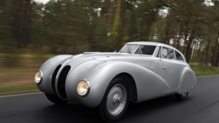 Bmw: a Villa d'Este torna la 328 Kamm Coupé
