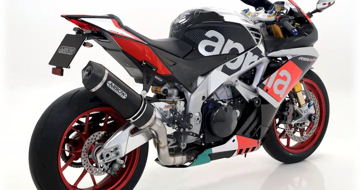 Terminali di scarico Arrow per Aprilia RSV4 2015