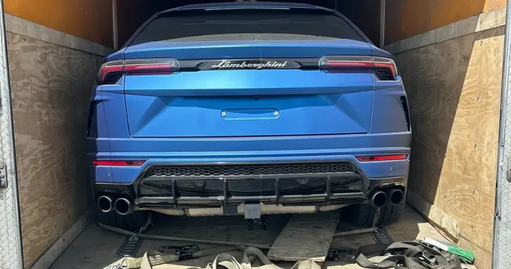 Lamborghini Urus rubata in Wyoming: il modo in cui è stata ritrovata è sorprendente