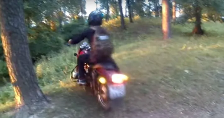 Negato per la moto: caduta assicurata [Video]