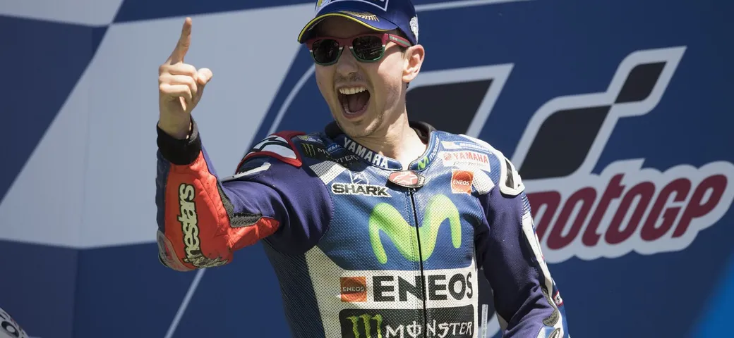 Lorenzo sbanca il Mugello: 