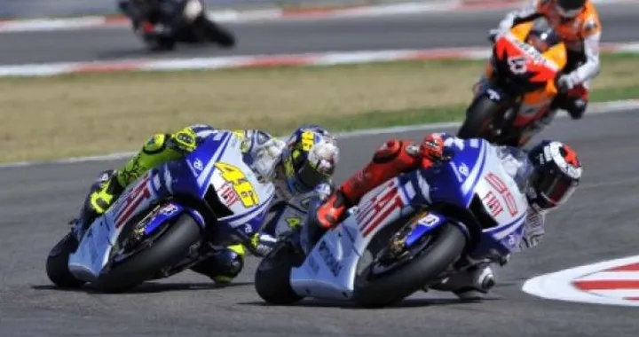 MotoGP all'Estoril: Vale Rossi, "Obiettivo mondiale". Lorenzo, "Bissare la vittoria del 2009"