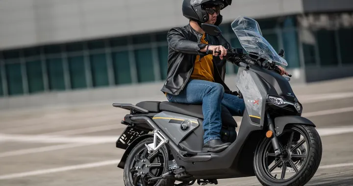 I 10 scooter più attesi del 2025: novità e aggiornamenti imperdibili