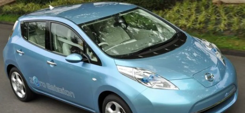 Nissan: la LEAF in comodato d'uso per convincere gli automobilisti più scettici?