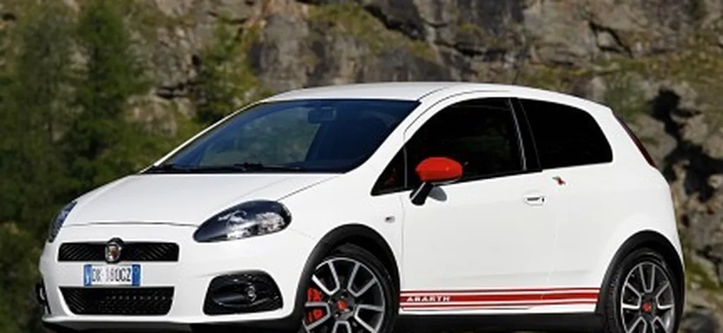 Grande Punto Abarth: immagini ufficiali !